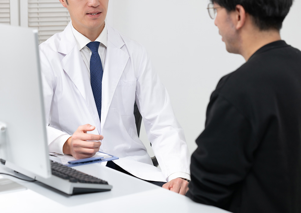 男性医師と男性患者