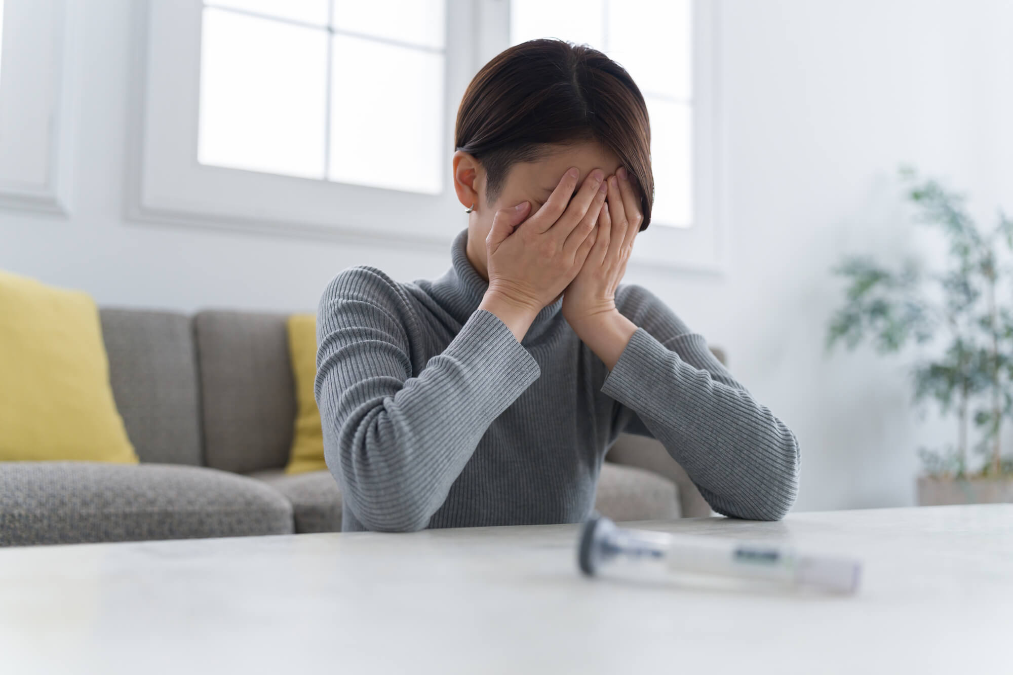 副作用で悩む女性